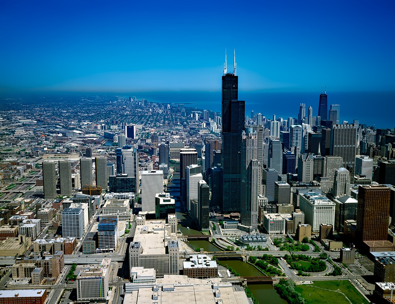 this is a photo of chicago il